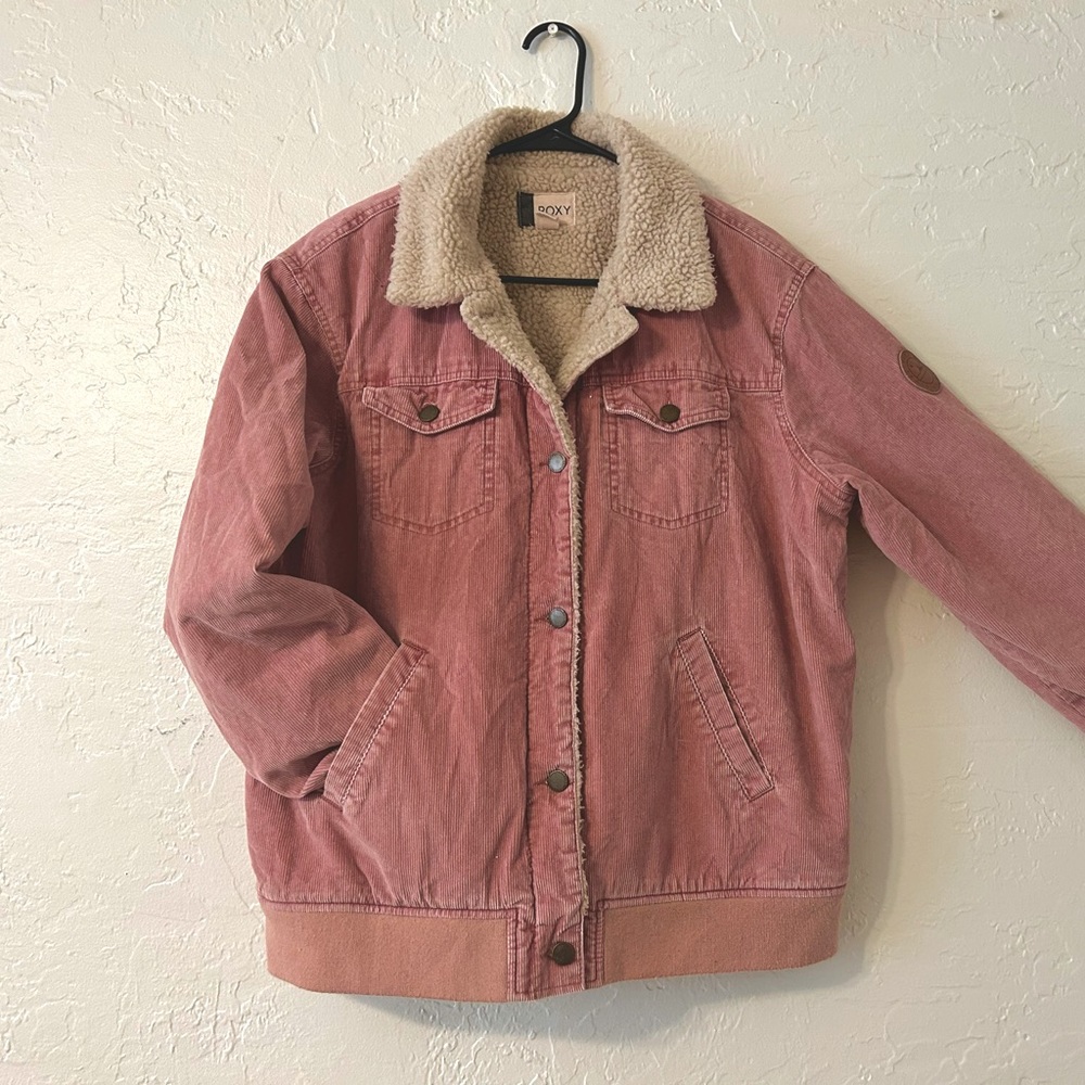 SOLD. PINK ROXY JACKET. Fleece, Sherpa material. Warm, great condition.